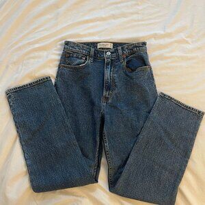Abercrombie Ultra High Rise Ankle Straight Jeans (26R)
